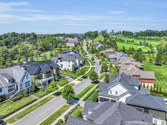 7045 Lanceleaf Dr, College Grove, TN 37046