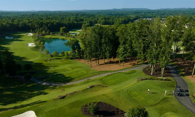 7045 Lanceleaf Dr, College Grove, TN 37046