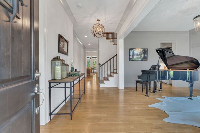 7045 Lanceleaf Dr, College Grove, TN 37046