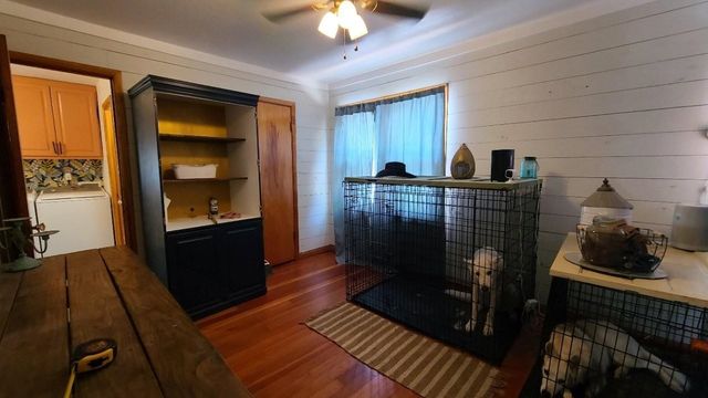 318 N Poplar St, Wellington, KS 67152