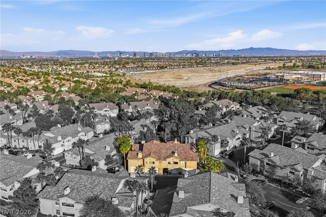 8725 Red Rio Drive 203, Las Vegas, NV 89128