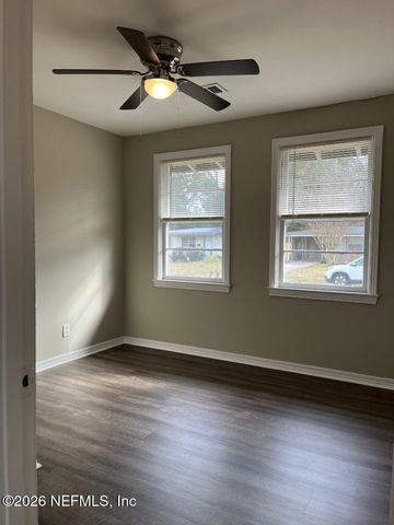 10234 ELMHURST Drive, Jacksonville, FL 32218