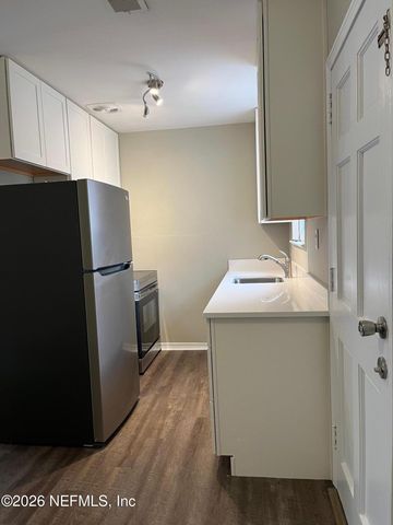 10234 ELMHURST Drive, Jacksonville, FL 32218