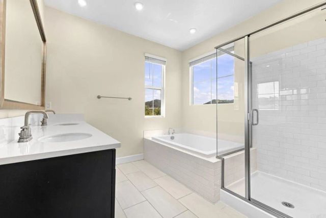 27717 Heritage Lane, Valley Center, CA 92082