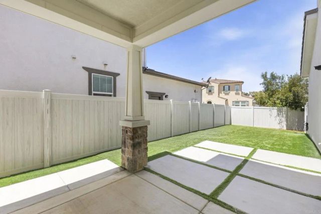 27717 Heritage Lane, Valley Center, CA 92082