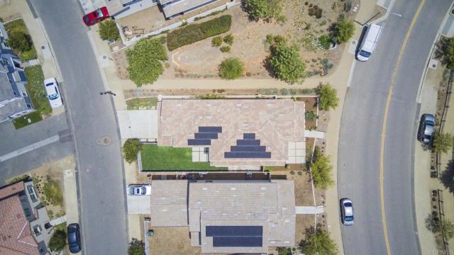 27717 Heritage Lane, Valley Center, CA 92082