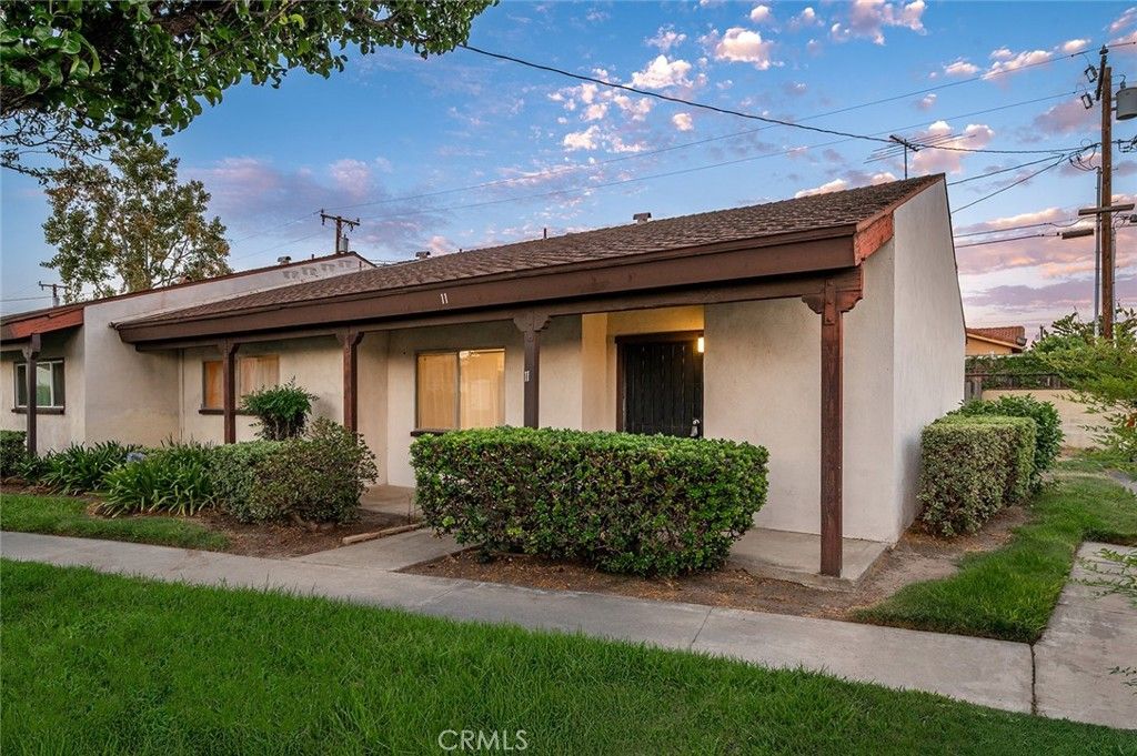 2011 W Katella Avenue 11, Anaheim, CA 92804 — photo 2