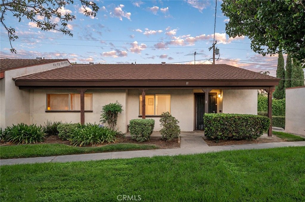 2011 W Katella Avenue 11, Anaheim, CA 92804 — photo 3