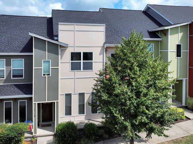 3716 Lausanne Dr Unit 222, Nashville, TN 37211