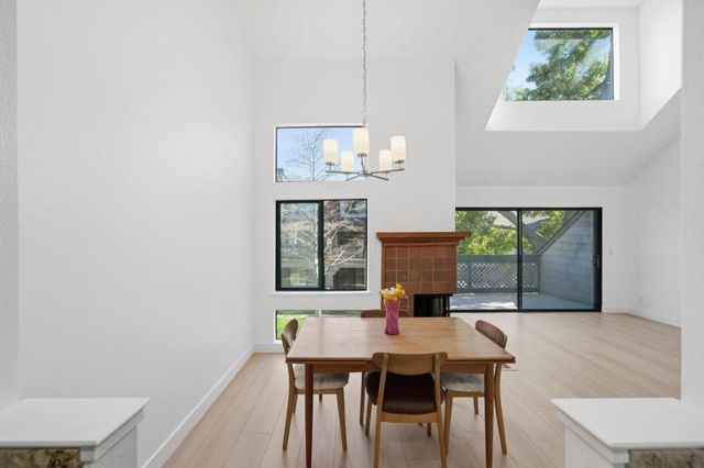 32 Cove Lane, Redwood City, CA 94065