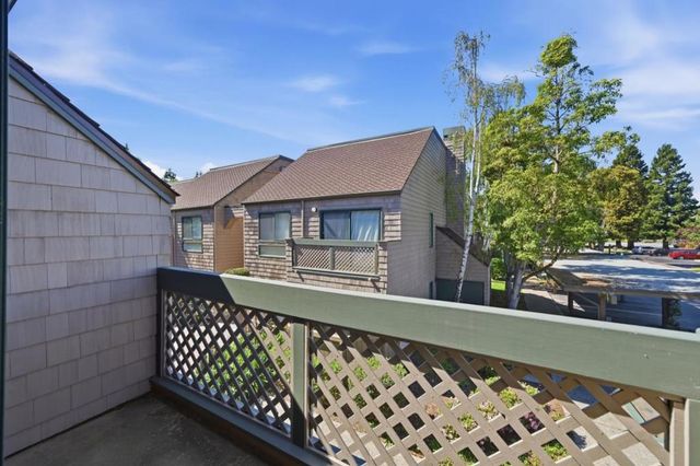 32 Cove Lane, Redwood City, CA 94065