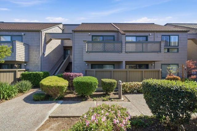 32 Cove Lane, Redwood City, CA 94065