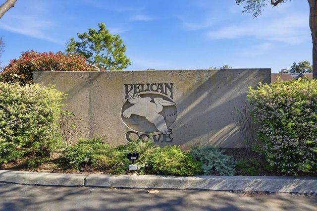 32 Cove Lane, Redwood City, CA 94065