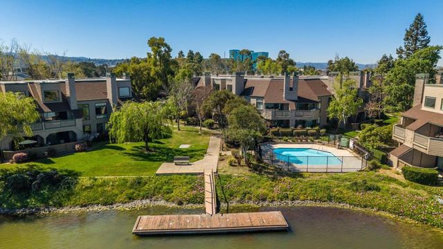 32 Cove Lane, Redwood City, CA 94065