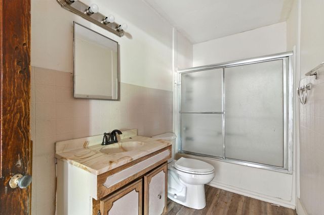 2045 North Weller Avenue, Springfield, MO 65803