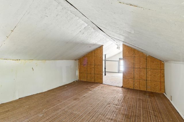 2045 North Weller Avenue, Springfield, MO 65803