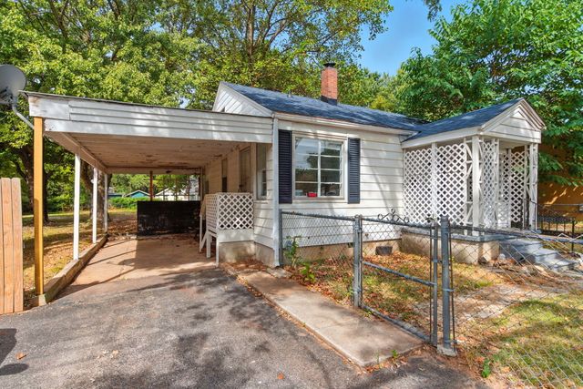 2045 North Weller Avenue, Springfield, MO 65803