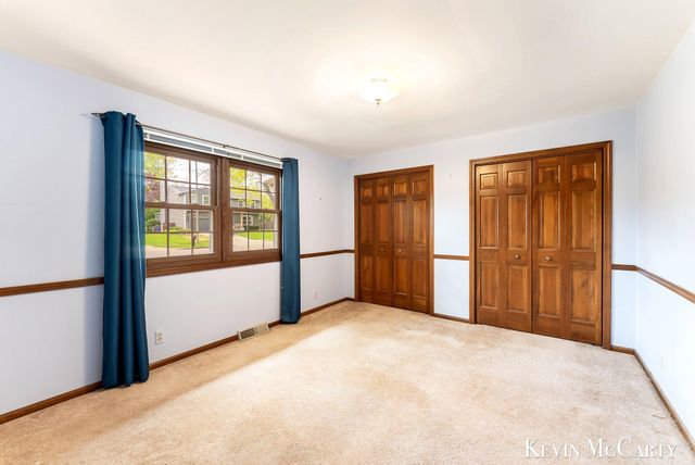 1746 Edgewood Avenue Se, City Of Grand Rapids, MI 49506