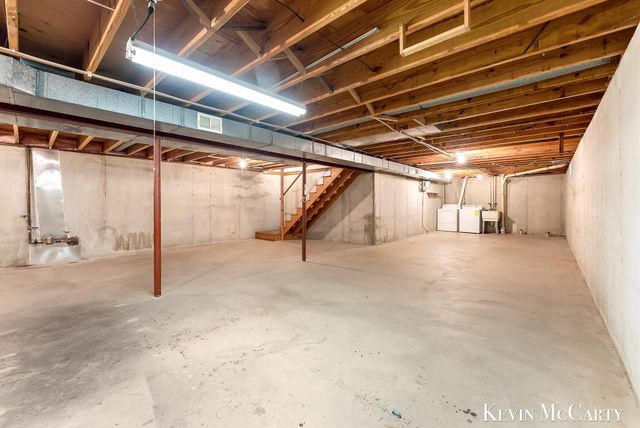 1746 Edgewood Avenue Se, City Of Grand Rapids, MI 49506