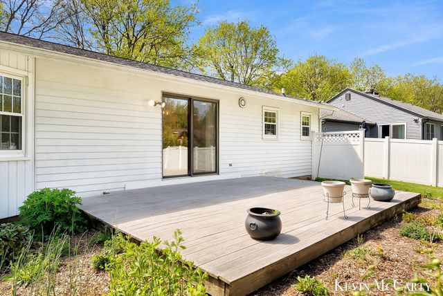 1746 Edgewood Avenue Se, City Of Grand Rapids, MI 49506