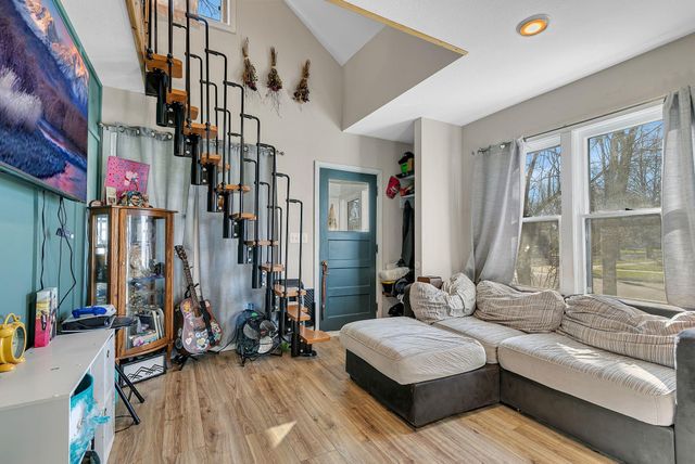 503 4th Avenue NE, Saint Cloud, MN 56304