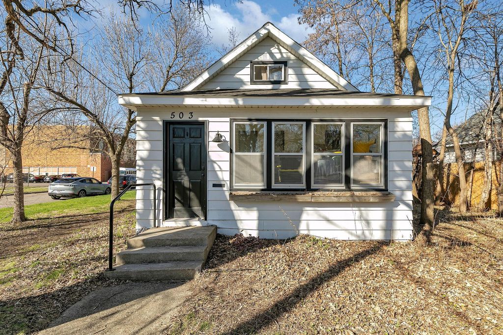 503 4th Avenue NE, Saint Cloud, MN 56304