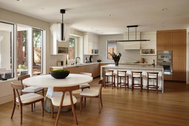 944 Aura Way, Los Altos, CA 94024