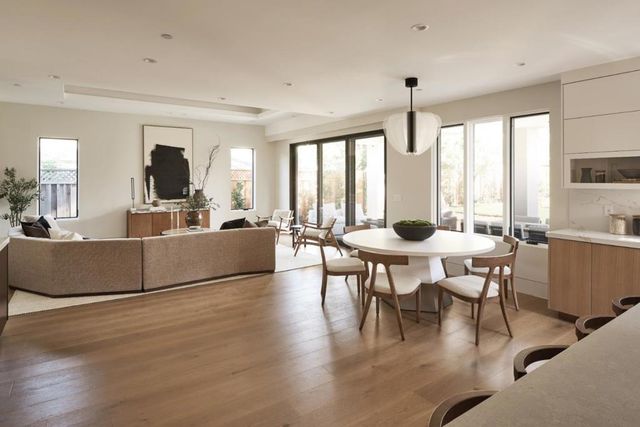 944 Aura Way, Los Altos, CA 94024