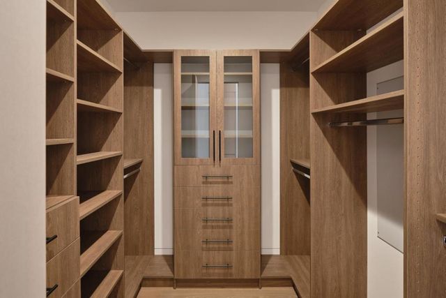 944 Aura Way, Los Altos, CA 94024