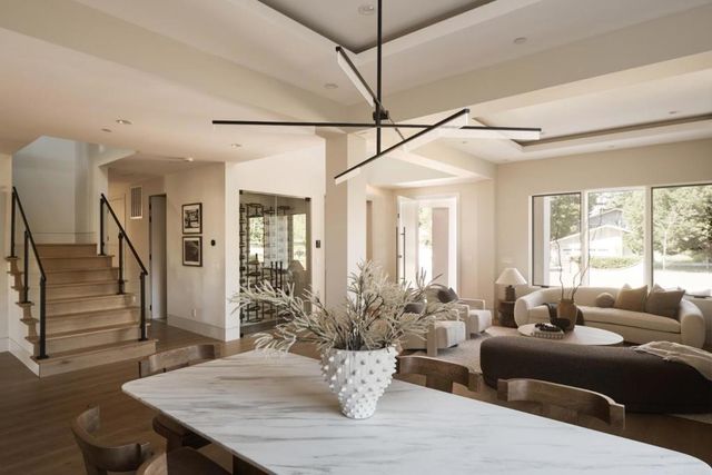 944 Aura Way, Los Altos, CA 94024