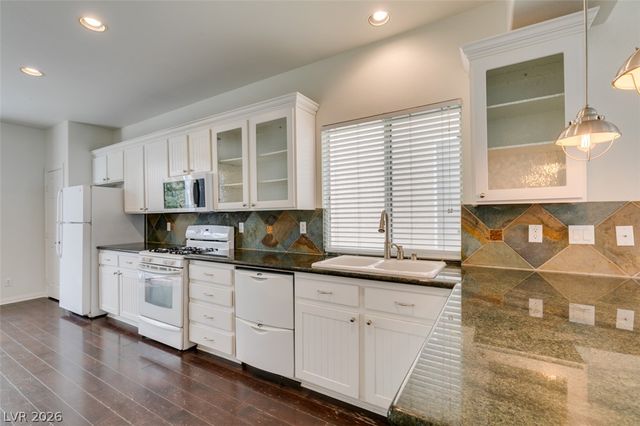 1667 RAINBOW DREAM Avenue 0, Las Vegas, NV 89183