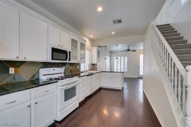 1667 RAINBOW DREAM Avenue 0, Las Vegas, NV 89183