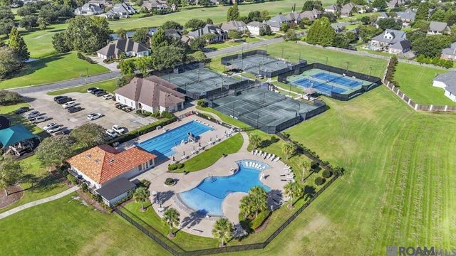 2138 Thomas Boyd Dr, Saint George, LA 70810