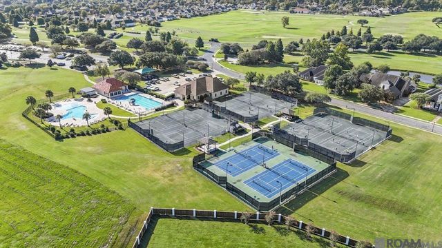 2138 Thomas Boyd Dr, Saint George, LA 70810