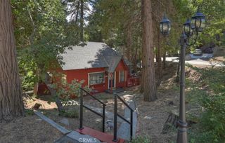 1069 Nesthorn Drive, Crestline, CA 92325