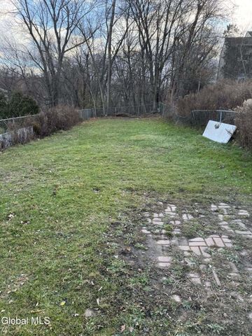 52 Vandenburgh Avenue, Troy, NY 12180