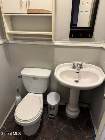 52 Vandenburgh Avenue, Troy, NY 12180