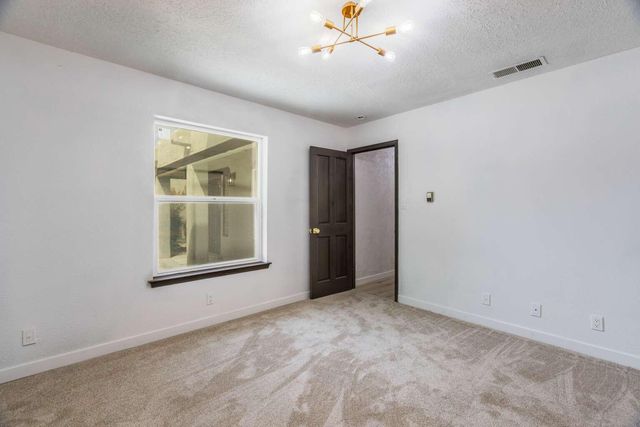 6425 Guadalupe Place NW, Los Ranchos, NM 87107