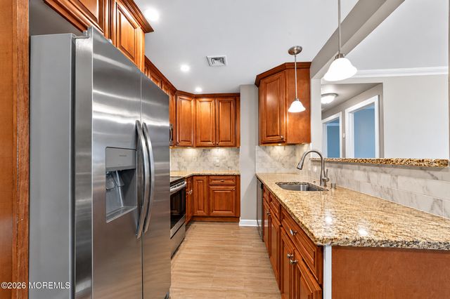 174 Portland Lane 174A, Monroe Twp, NJ 08831
