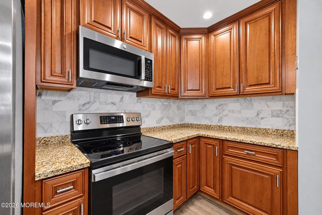 174 Portland Lane 174A, Monroe Twp, NJ 08831