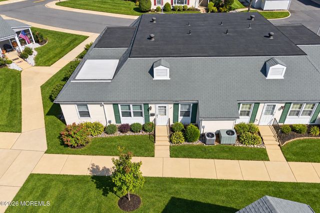 174 Portland Lane 174A, Monroe Twp, NJ 08831