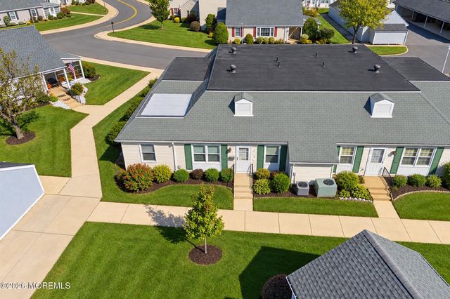 174 Portland Lane 174A, Monroe Twp, NJ 08831