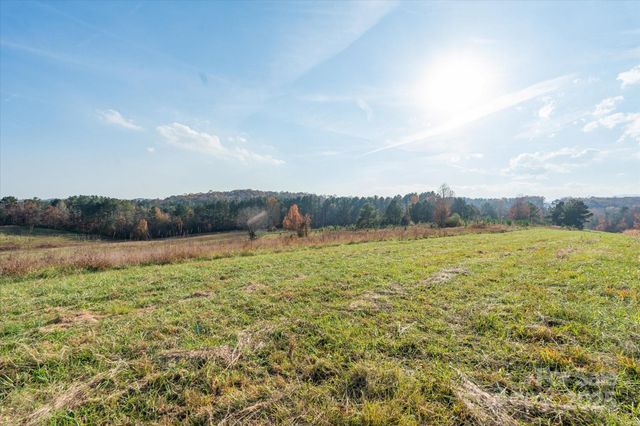 1888 Pea Ridge Road, Mill Spring, NC 28756