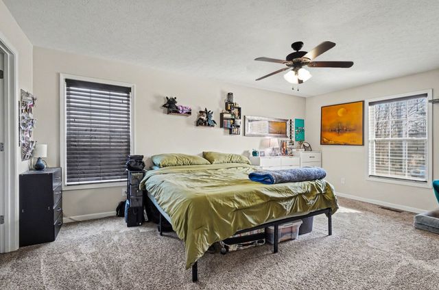 1203 Ab Wade Rd, Portland, TN 37148