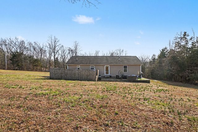 1203 Ab Wade Rd, Portland, TN 37148