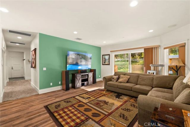 11821 Raspberry, Oak Glen, CA 92399