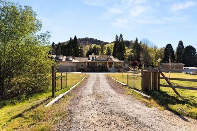 11821 Raspberry, Oak Glen, CA 92399