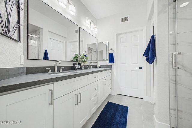 45 E 9TH Place 34, Mesa, AZ 85201