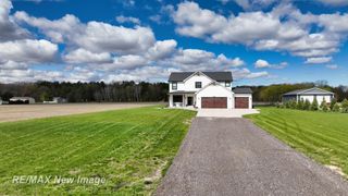 2374 S Thomas Road, Saginaw, MI 48609