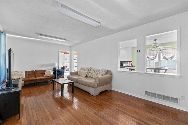 1192 Pathfinder Road, Marietta, GA 30066